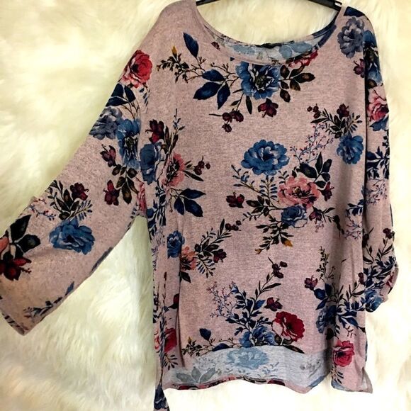 Lane Bryant Soft spring floral Top - Picture 4 of 8